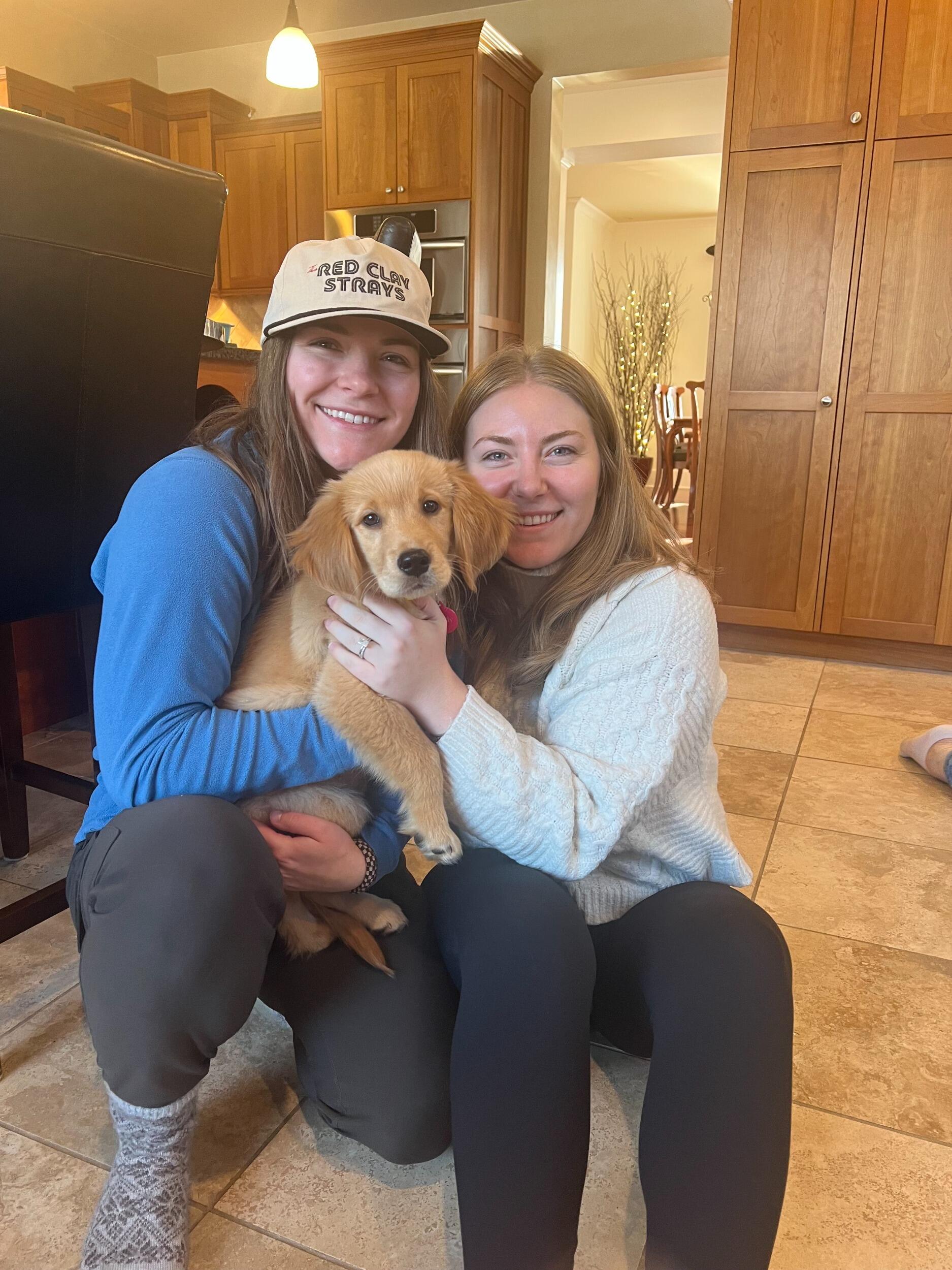 The 2024 Holiday Season was spent up North visiting family. Dandy got to meet her mom's family and experience a Wisconsin winter. 