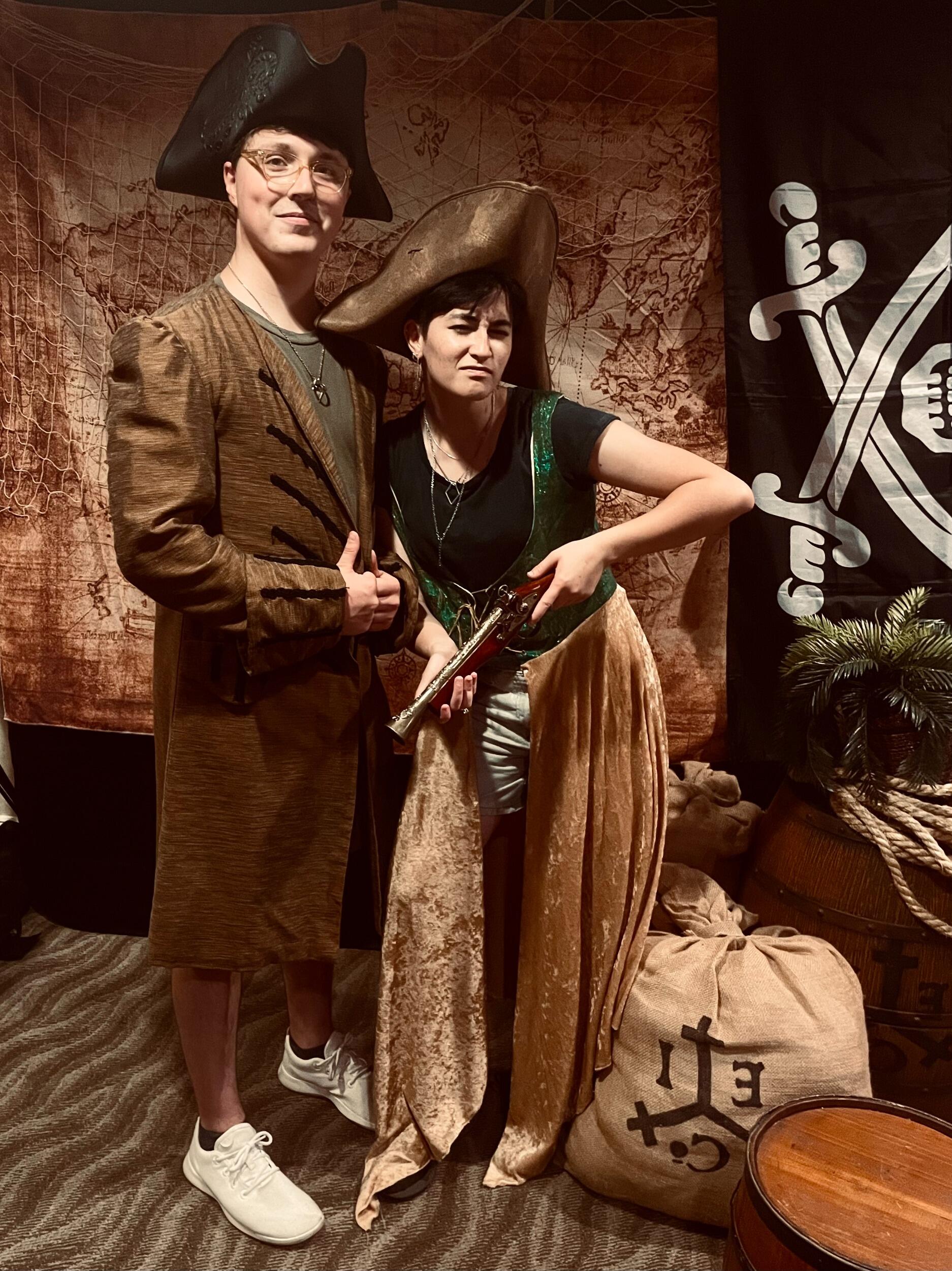 Azalea City Con, pirates on the loose!