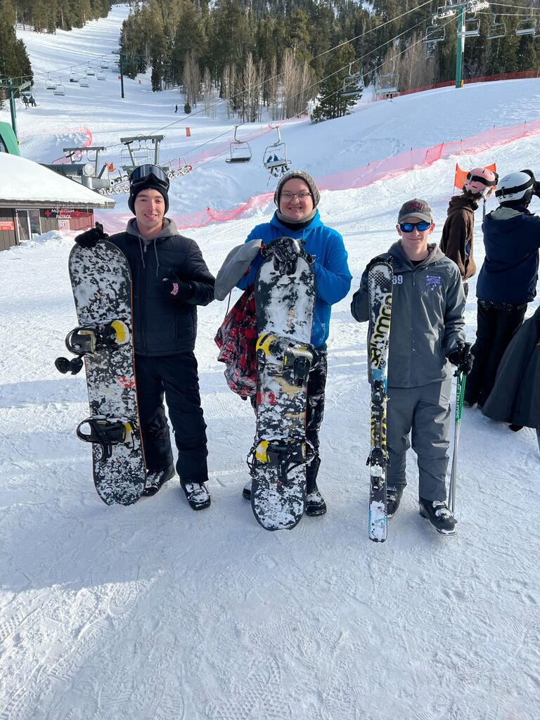 A day of fun, going up to Lee Canyon to go snowboarding. Finding a way to spend the winter without bundling up inside waiting for it to get warm again. A new hobby, and a new sport that we both enjoy.