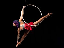 Kinetic Kristen - Circus Performer - Columbus, OH - Hero Gallery 3