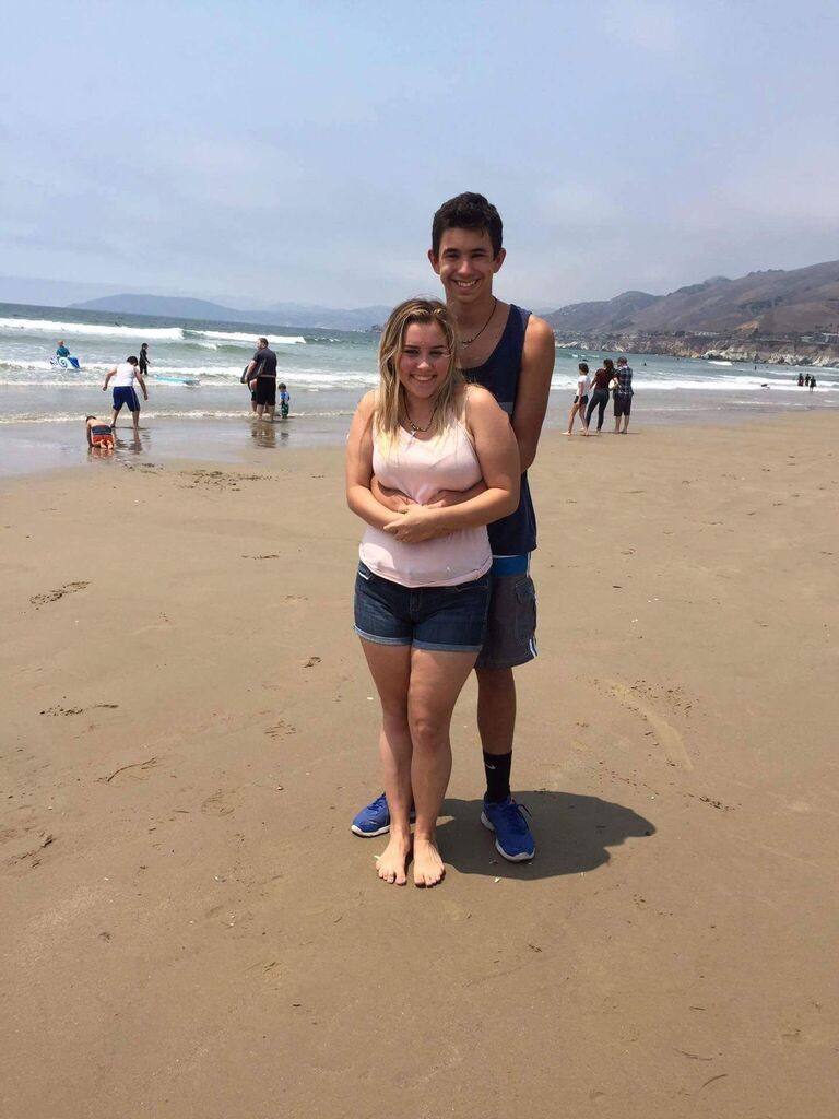 Jeremy and Emily get back together and take their first trip to Pismo California. 