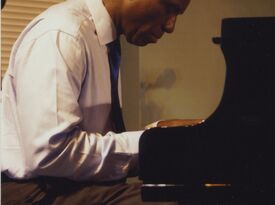 Jean Prosper - Jazz Pianist - South Bend, IN - Hero Gallery 1