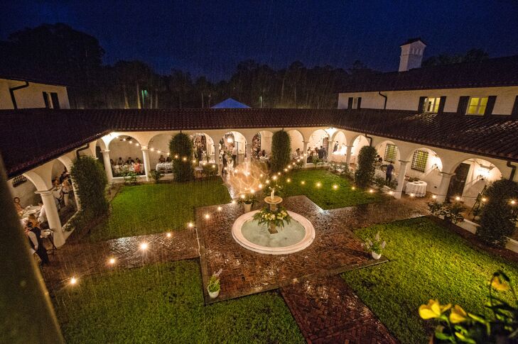 Crane Cottage Courtyard