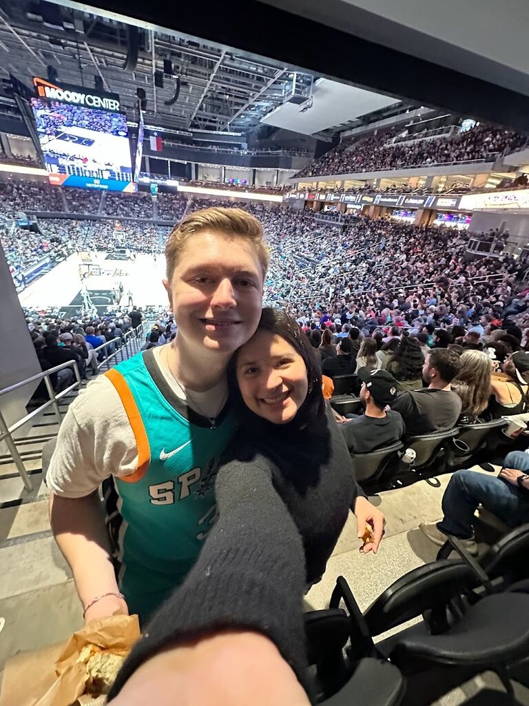 JT and Lucy's first Spurs Game! 