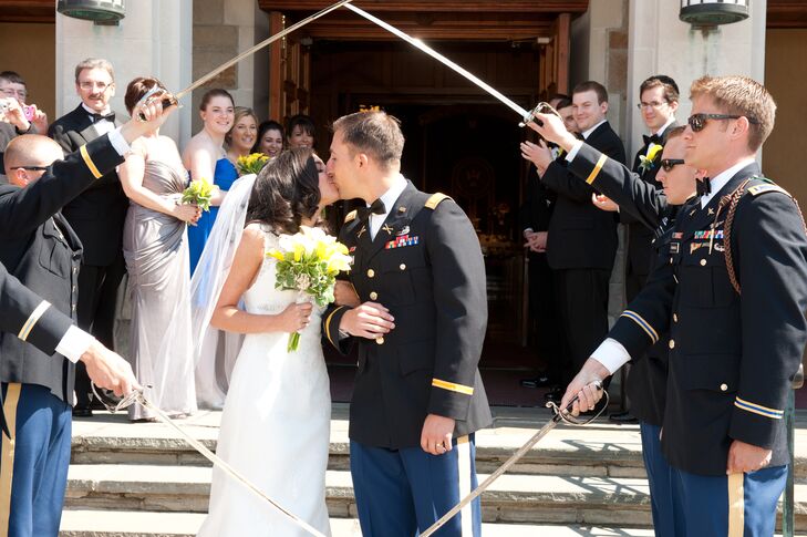 A Traditional Spring Wedding at the Greentree Country Club in New ...