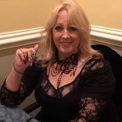 Annette Alford, Intuitive Psychic, Tarot Reader, profile image