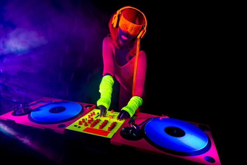 DJ  - neon themed party ideas