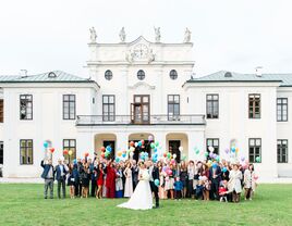 Wedding party with balloons