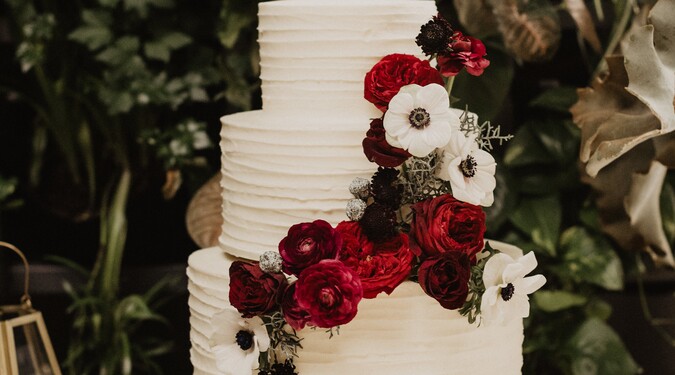 VG Donut & Bakery | Wedding Cakes Price - The Knot VG Donut & Bakery | Wedding Cakes Price - The Knot