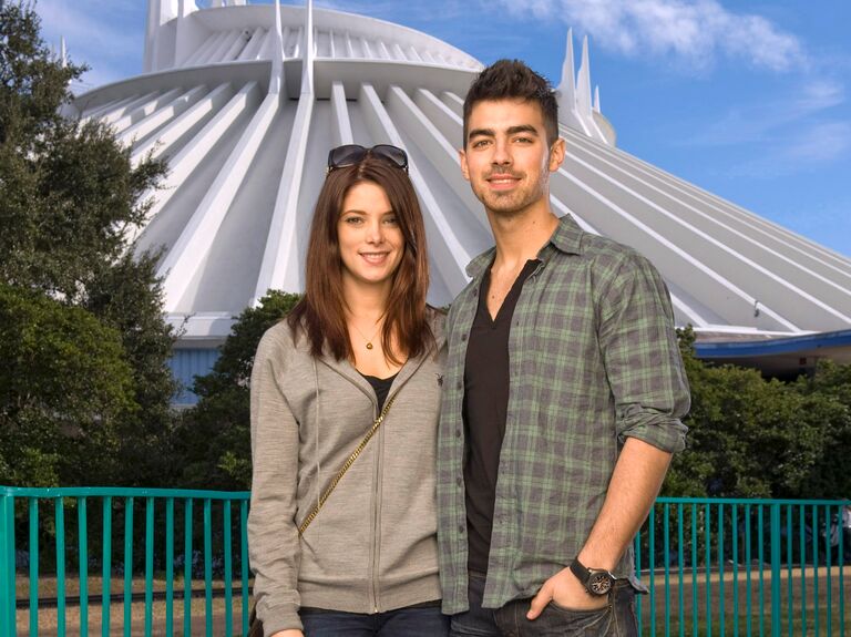 Joe Jonas and Ashley Greene