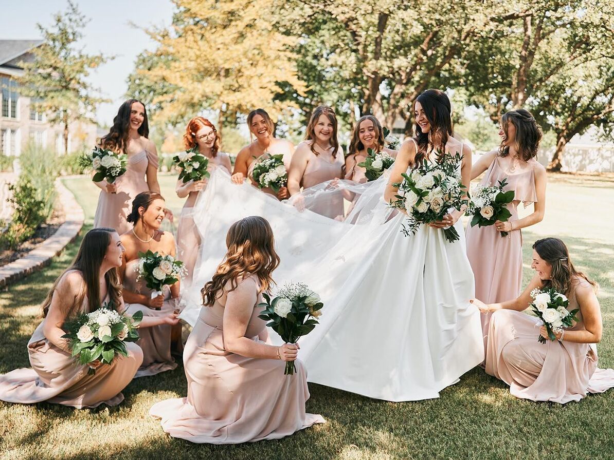 Bride and bridesmaids wearing dresses from StarDust Celebrations in Dallas