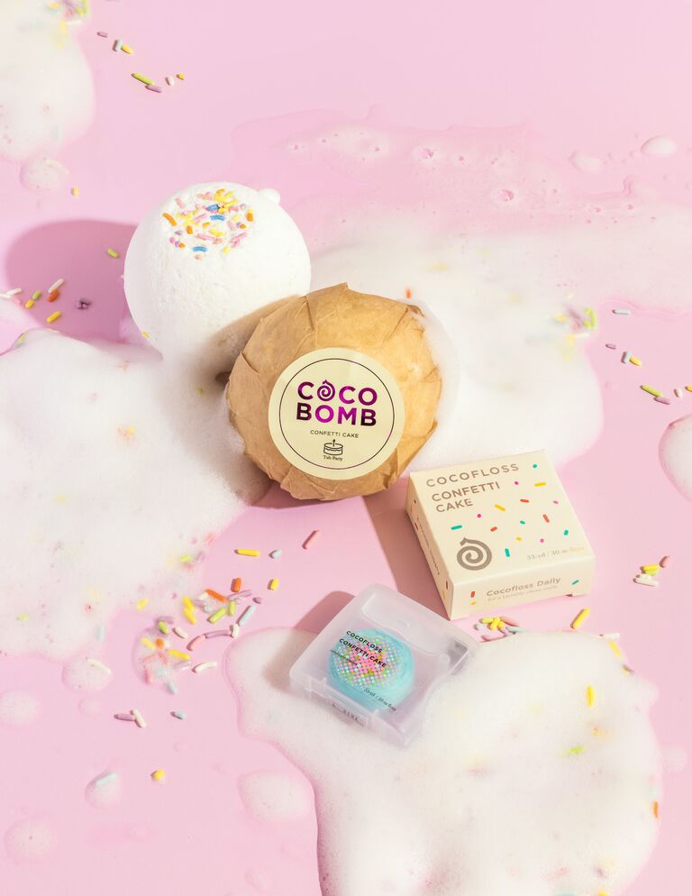 cocofloss bath bomb and floss confetti flavor