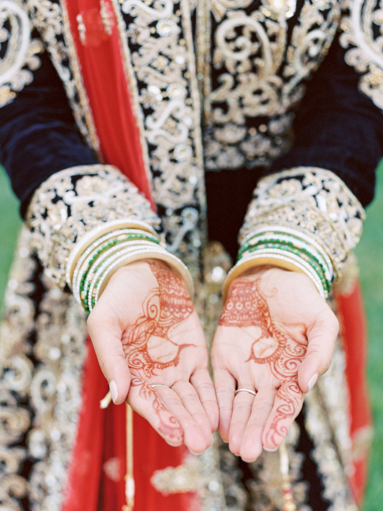 classic Indian wedding henna inspiration