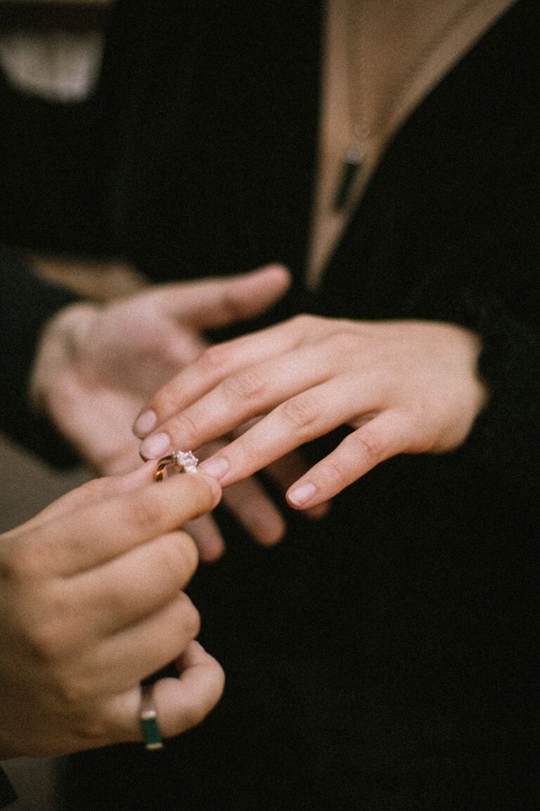 Frankie proposed at the Cohen's country house in Sainte-Adèle, QC on the most beautiful autumn day.