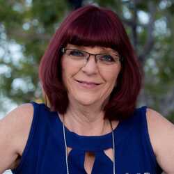 Becky Stonebarger - Officiant, profile image
