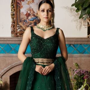 Gallery Photo 10