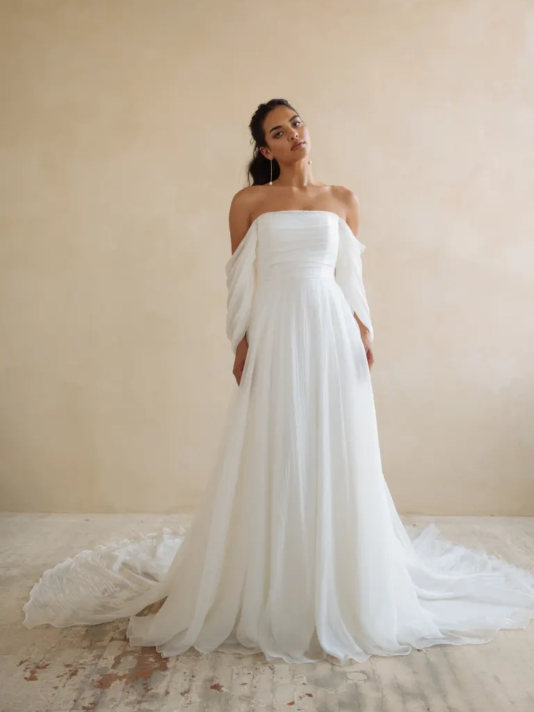 Best Wedding Dress Styles for Plus Size Brides – Lucy Can't Dance