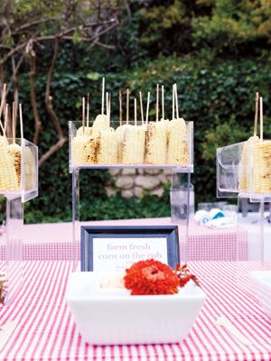 Easy Ways to Throw An Amazing Bridal Shower - Bridal Shower Ideas - Bridal Showers