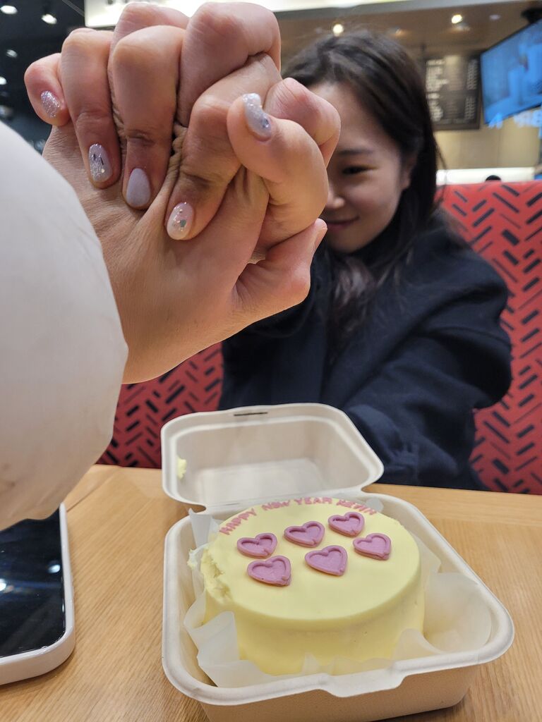 First new year together! What a cute and thoughtful cake. 💕