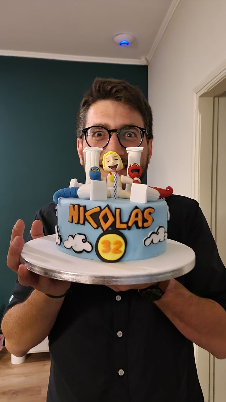 The one that Nikos turned 32