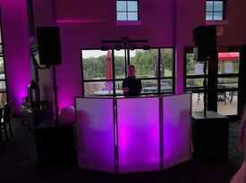 Mid Atlantic Event Group® - Photo Booth - Fairless Hills, PA - Hero Gallery 3
