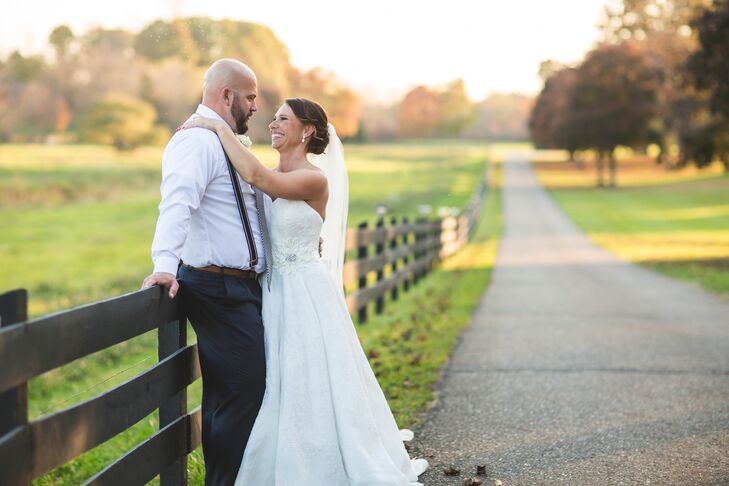 A Simple Rustic Barn Wedding At Brookside Farm In Louisville Ohio