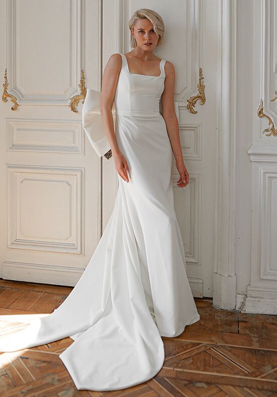 Olivia Bottega Crepe Wedding Dress Nancy with Huge Bow Wedding Dress