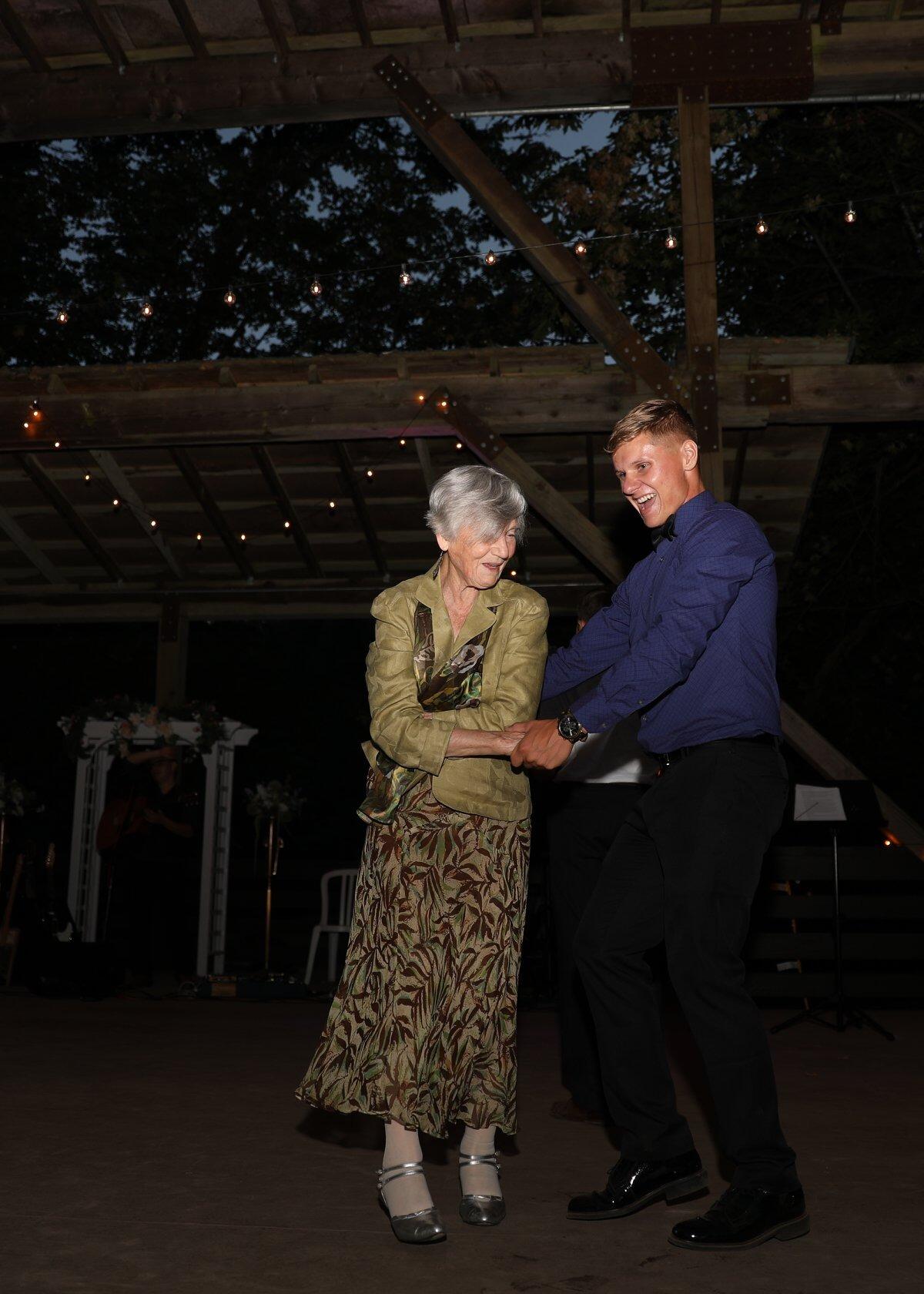 Matthew and Nadia dancing at Lotus & JT's wedding