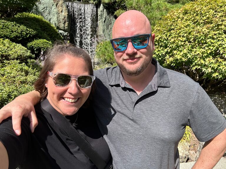 Celebrated our 9 month anniversary on a day date in the city! Explored the Botanical Gardens and the Zoo and finished it off with dinner on The Hill! 