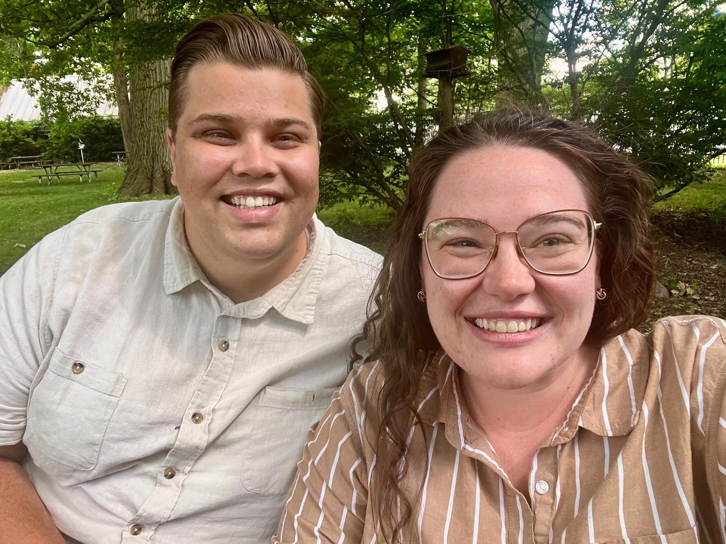 Austin & Lauren become official boyfriend & girlfriend.