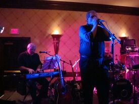 Raging Gracefully Band, classic rock band - Cover Band - Trumbull, CT - Hero Gallery 3