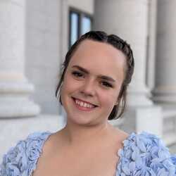 Courtney Majors, profile image