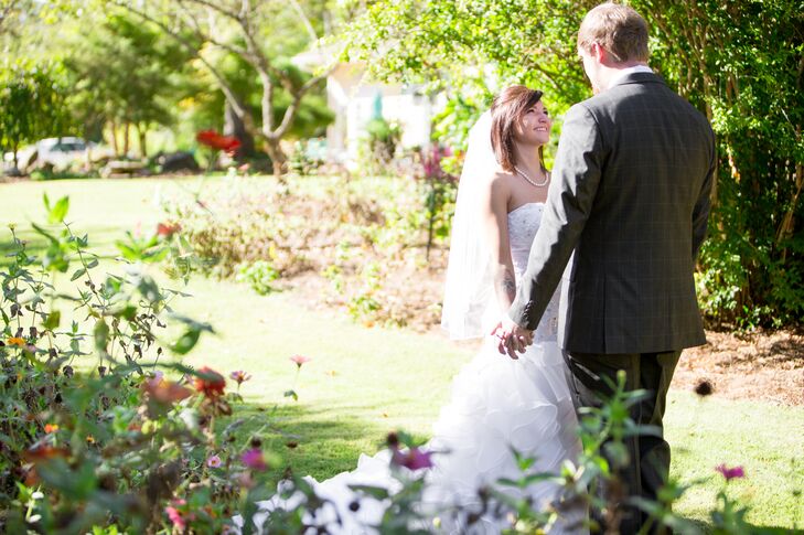 A Fall Country Wedding At Little House Crafts Candles In