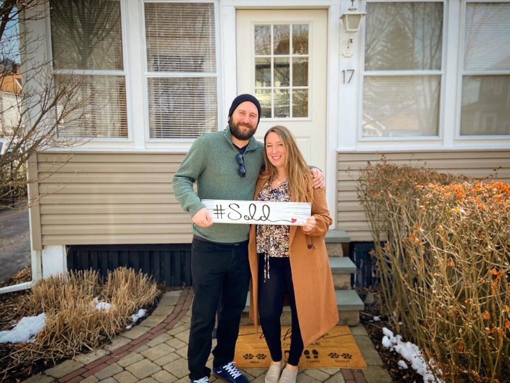 We bought a house!!