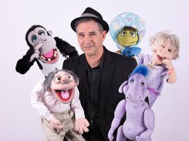 Kevin Horner - Ventriloquist/Magic/comedian - Clean Comedian - Kansas City, MO - Hero Gallery 3