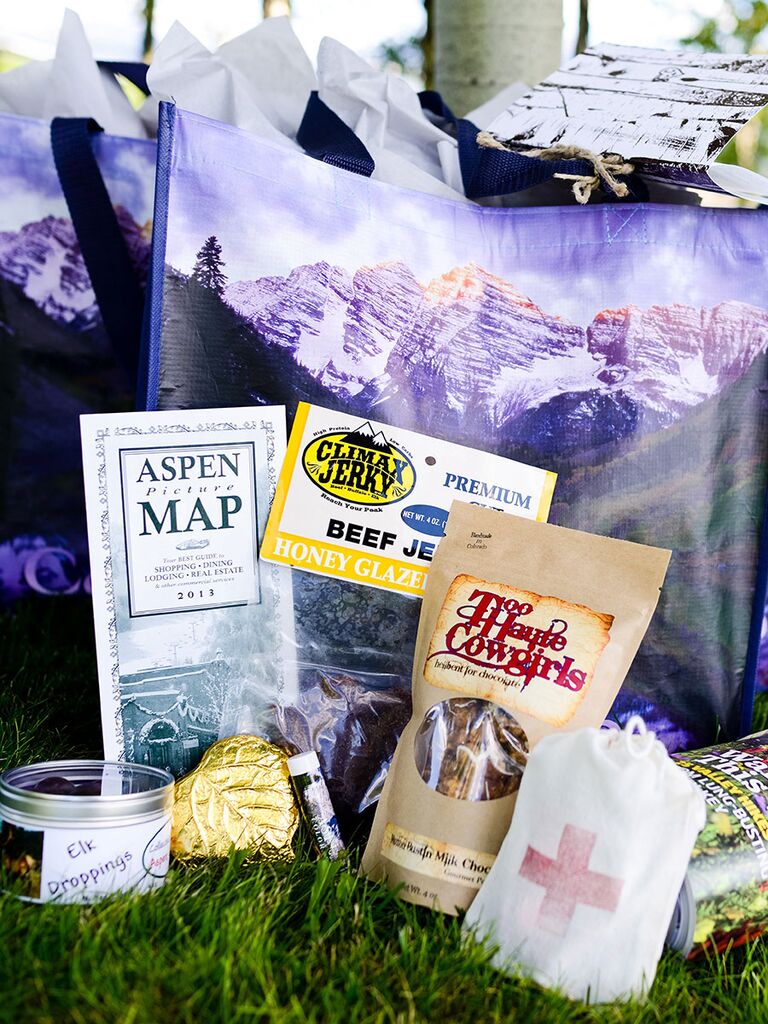 gift bag ideas for out of town wedding guests