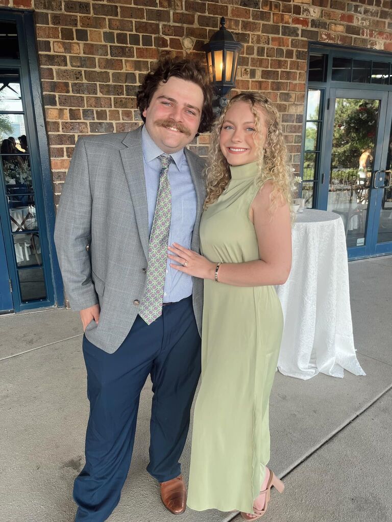 Mr. & Mrs. Barnes Loading...