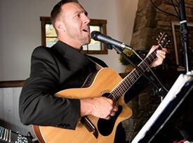 Mike O'Mara - Acoustic Guitarist - Waterbury, CT - Hero Gallery 2