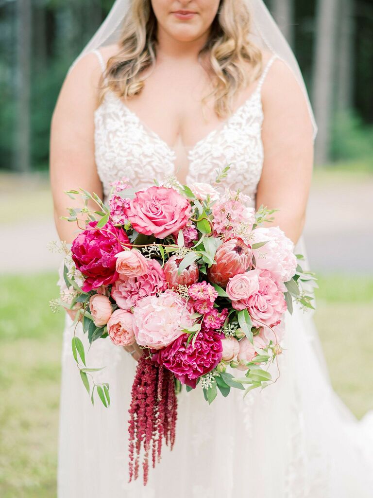 20 Pretty Pink Wedding Bouquets for Every Style Bride