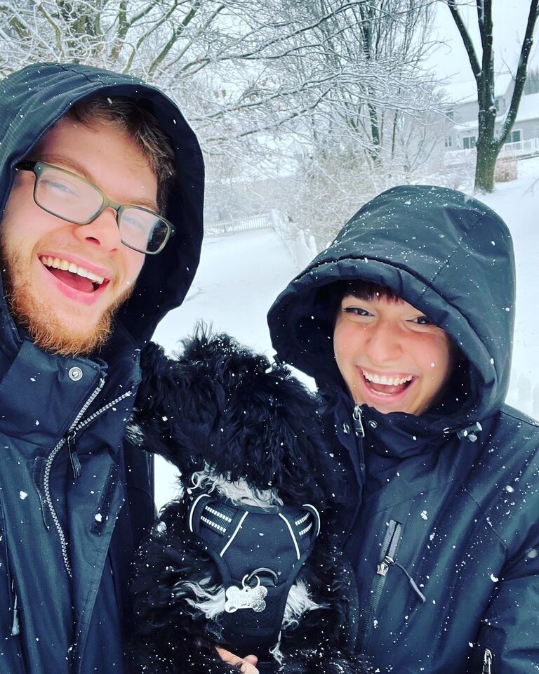 Sarah & Mike bring home Moo, their labradoodle pup, at 8 weeks old!