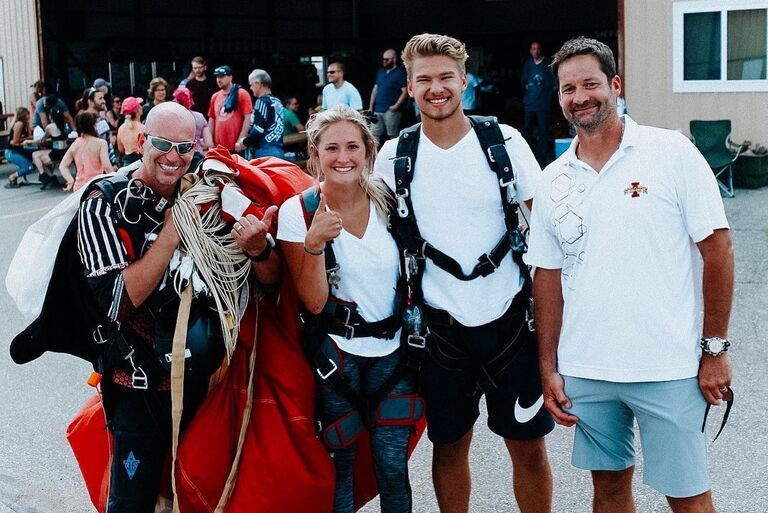 Skydiving for Logan's 21st!
