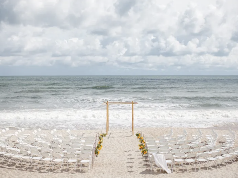 13 Beach Wedding Venues In North Carolina For A Chic Celebration   232ccfa0 9421 4334 A2b5 50137c07d100~rs 768.h Cr 121.0.1692.1178