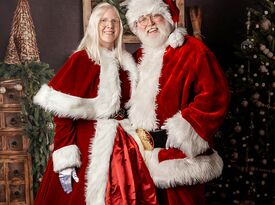 Santa Snow - Santa Claus - Delaware, OH - Hero Gallery 1