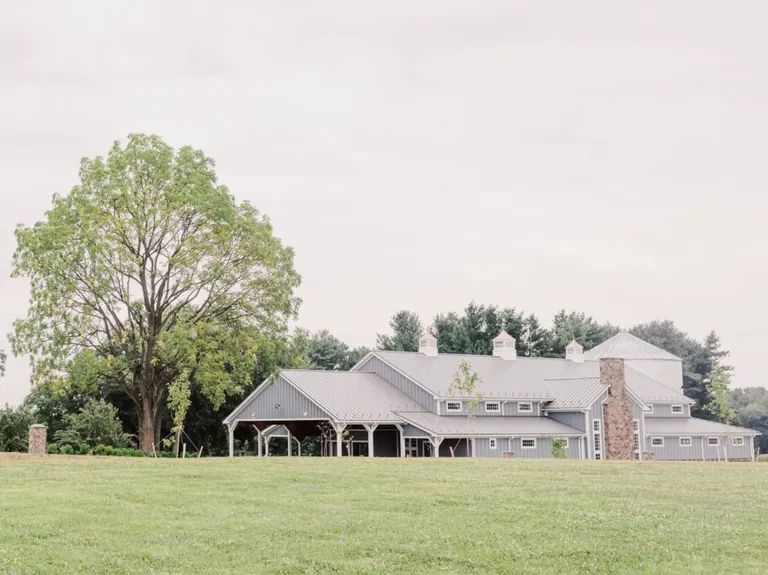 12 Barn Wedding Venues in Maryland You're Going to Love