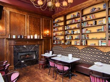 Dublin 4 Irish Pub and Cafe - Library Lounge - Private Room - Chicago, IL - Hero Main