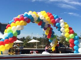 Pretend Inc - Balloon Twister - San Diego, CA - Hero Gallery 4