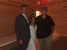 Underground Entertainment - DJ - Crooksville, OH - Hero Gallery 2