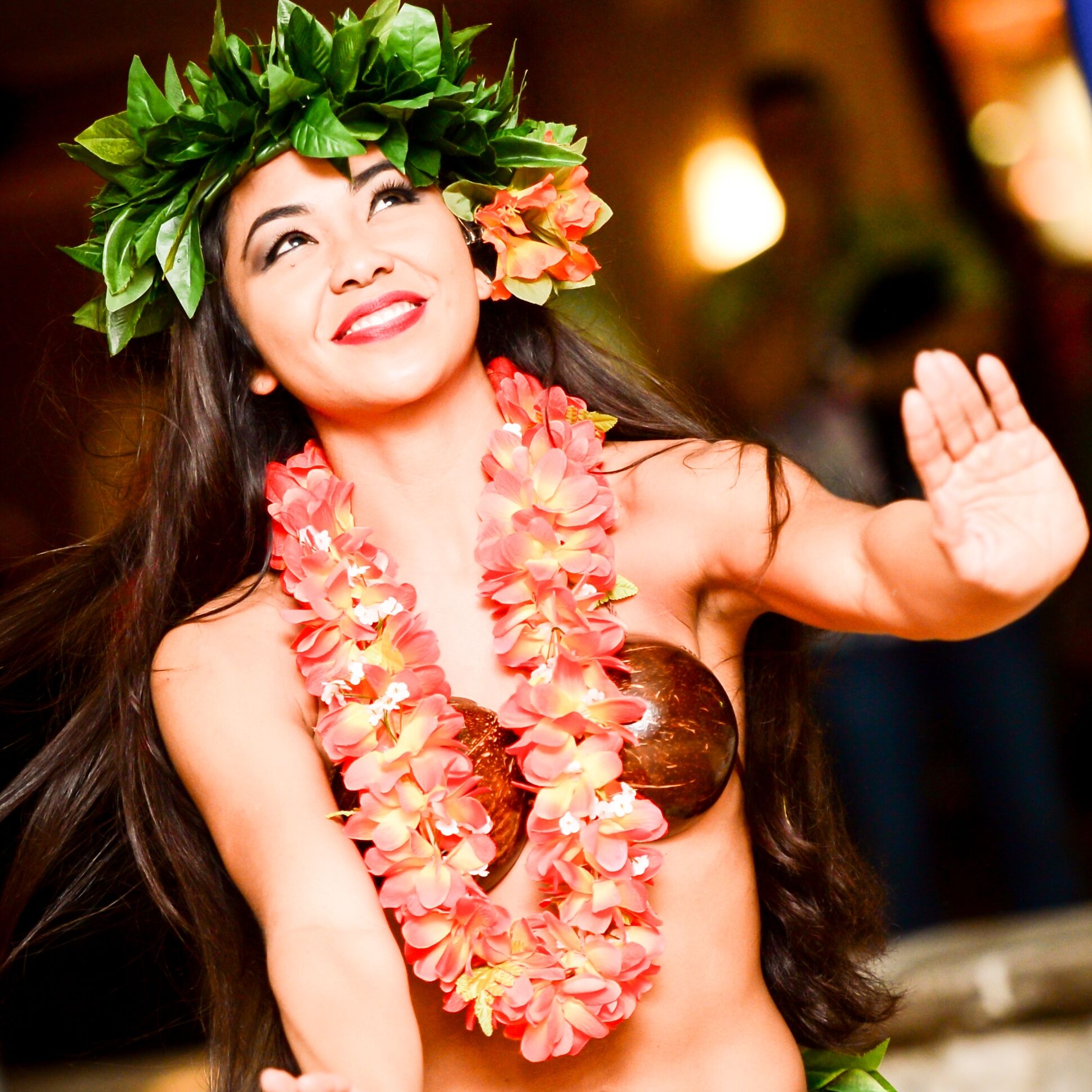 File:Mardi Gras 2012 - Honolulu - Dancing Gal with Feathers.jpg - Wikimedia  Commons