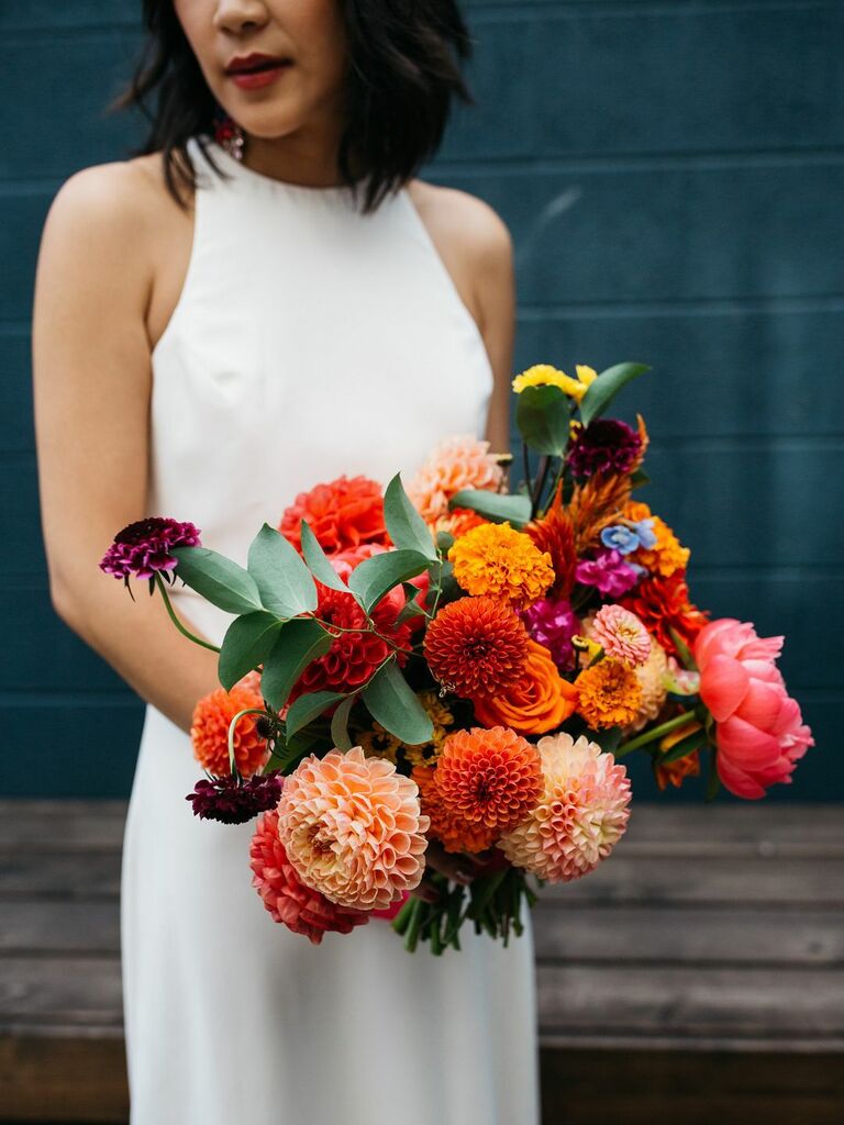 38 Dahlia Wedding Bouquet Ideas to Add the Wow Factor