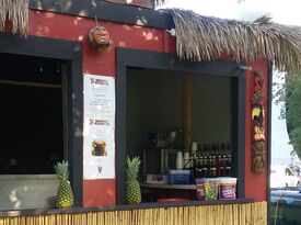 Limani's Tiki Hut - Food Truck - Indianapolis, IN - Hero Gallery 2
